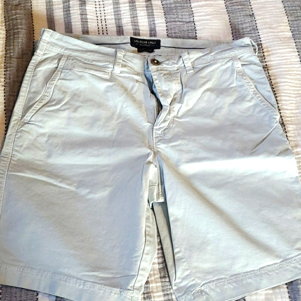 Men's American Eagle shorts